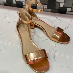 Vince Camuto sandals in rose gold, size 9